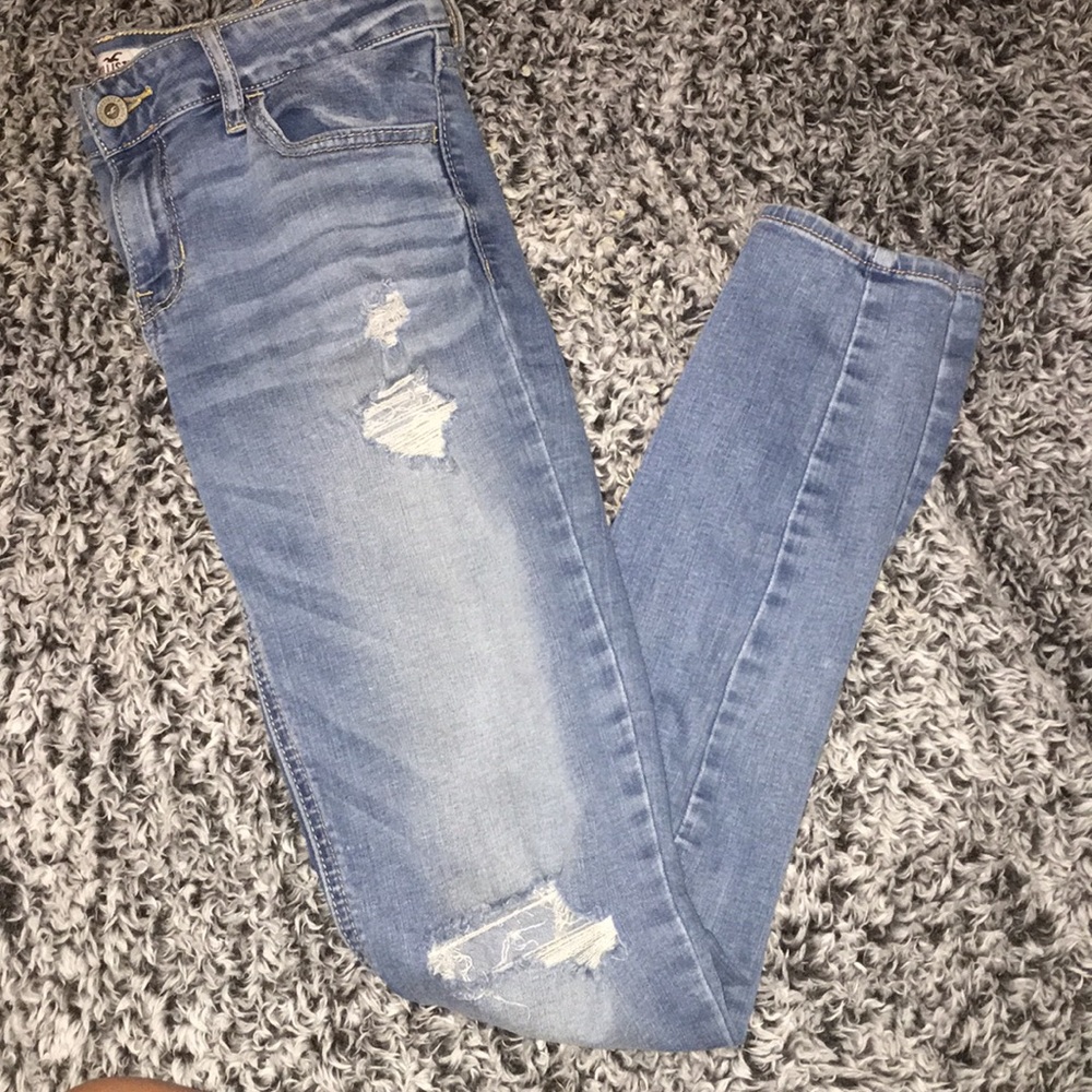 Hollister jeans with rips